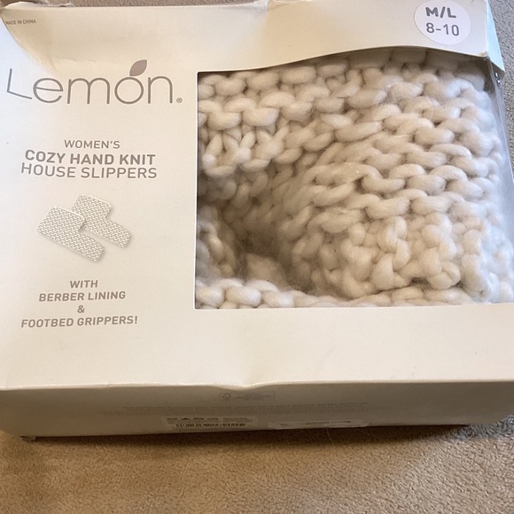 Lemon Women's Ivory Cozy Hand Knit Slippers Booties Sherpa Lined Size M/L (8-10) - Picture 1 of 8